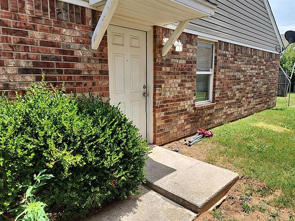 3rd image of 1108 Brandywine Ln #2 & 1