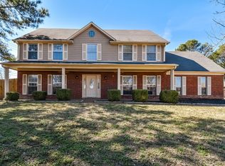 4663 Meadow Cliff Dr, Memphis, TN 38125