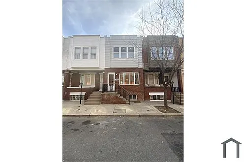 1547 S Myrtlewood St Photo 1