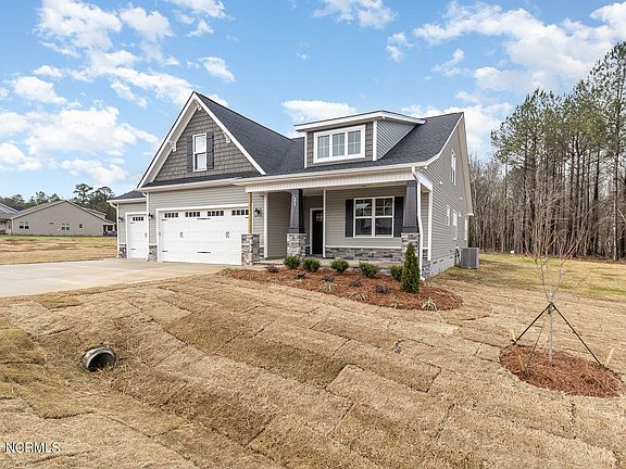 4th image of 21 Laramie Lane