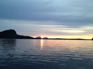 12 Moosehead Motel Ln, Rockwood, ME 04478