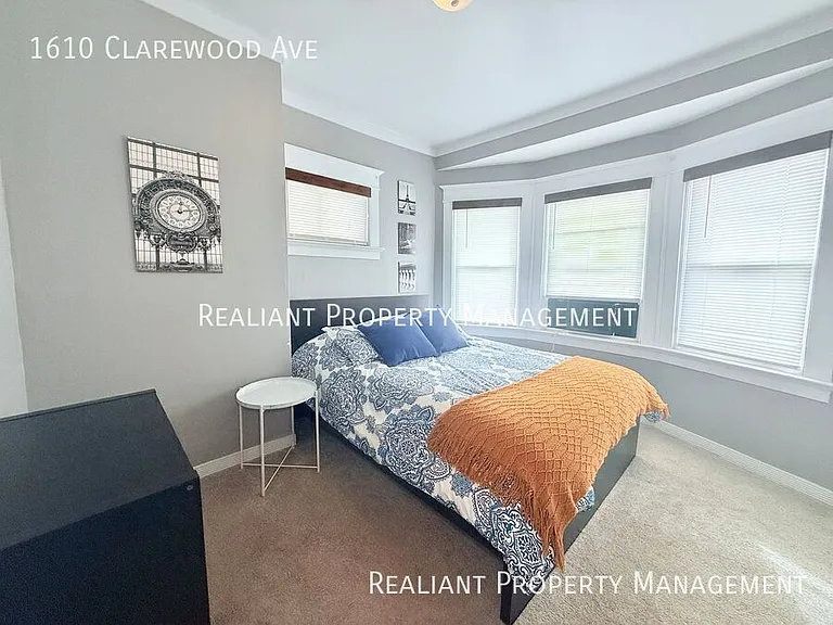 1610 Clarewood Ave — Photo 20