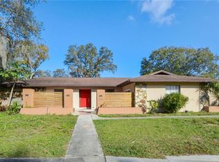 702 Lakemont Dr, Valrico, FL 33594
