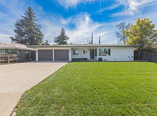174 N Park Dr, Madera, CA 93637