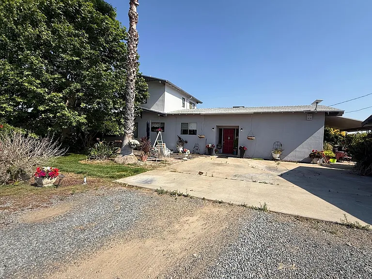 S Anchor Ave — Photo 3