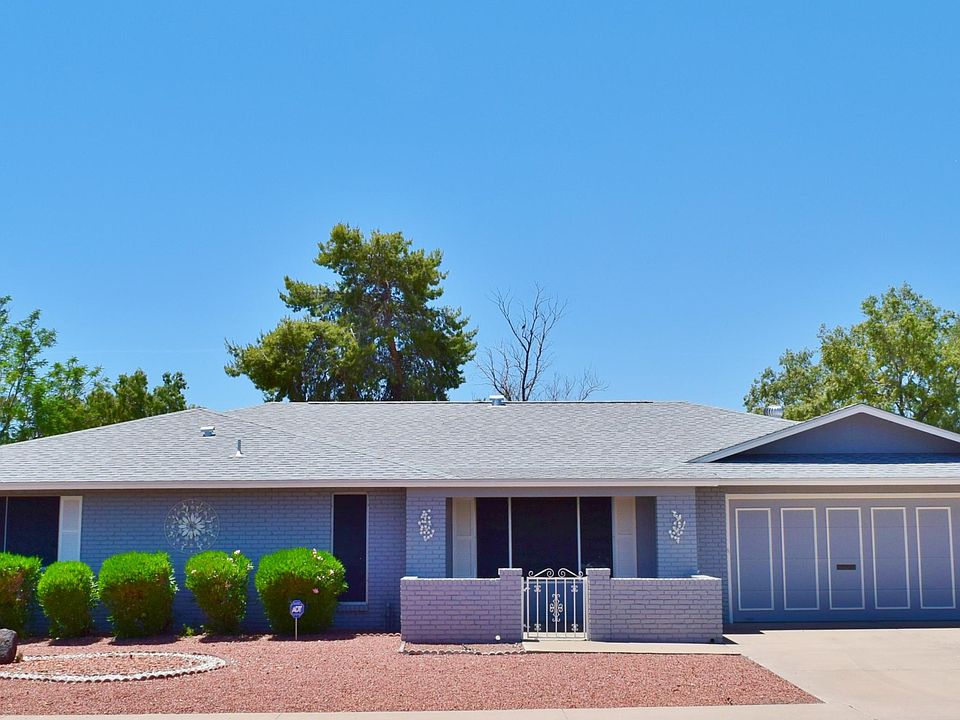 1st image of 9567 W Country Club Dr