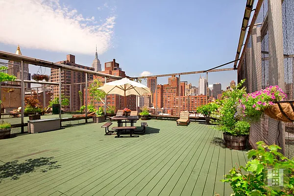 Sold by Halstead Real Estate | media 6