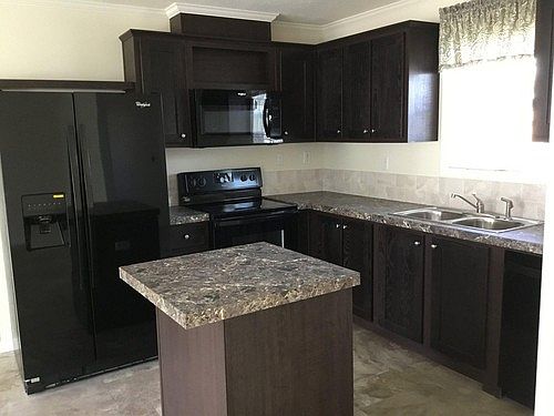 4th image of 81 Rock Cove Ct