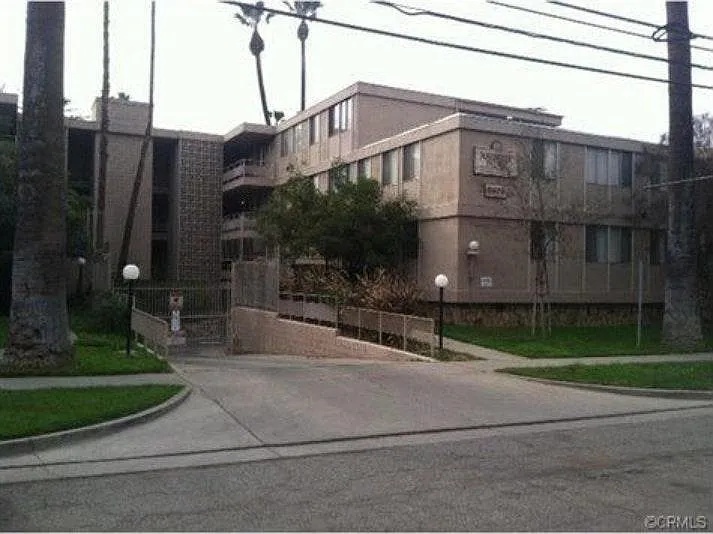 6979 Palm Court — Photo 1