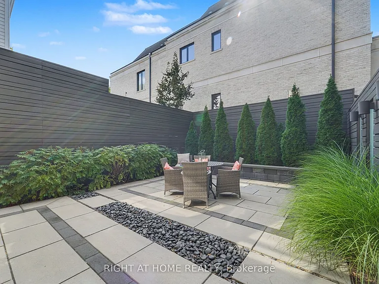 25 Clarendon Ave — Photo 39