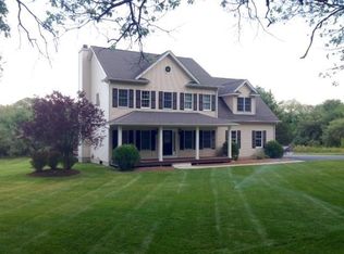 52 Beaver River Rd, Richmond, RI 02892