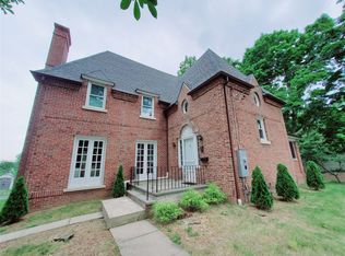 47 Blachley Rd, Stamford, CT 06902