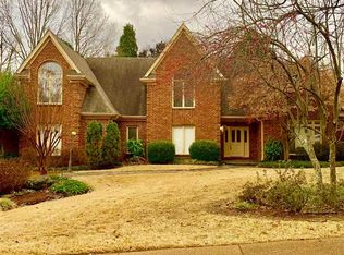 13 S Summer Grove Rd, Cordova, TN 38018