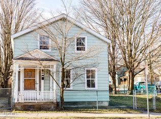 132 Washington St, Saratoga Springs, NY 12866