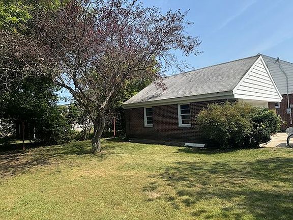 3rd image of 1205 N 2nd Ave