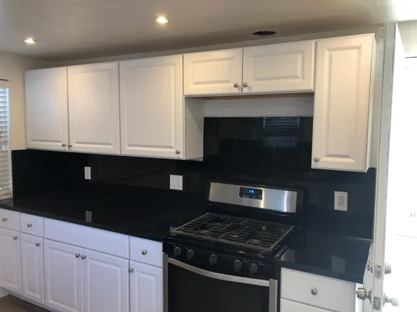 3027 Moyers Rd, Richmond, CA 94806