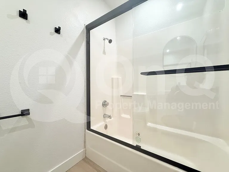 9015 W Elm St #7 — Photo 5