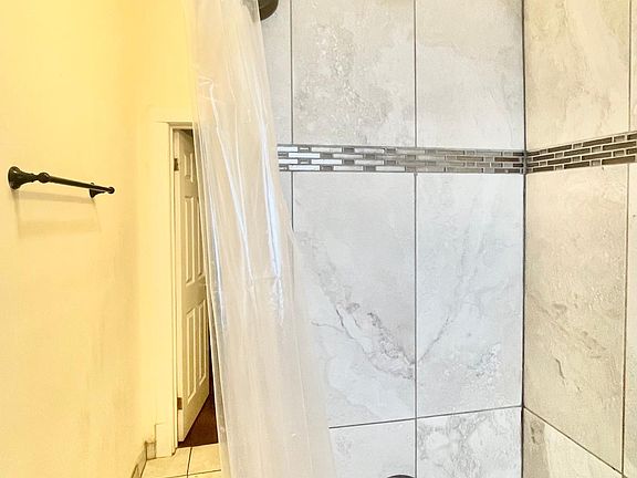 2nd image of 4351 N Spaulding Ave #1