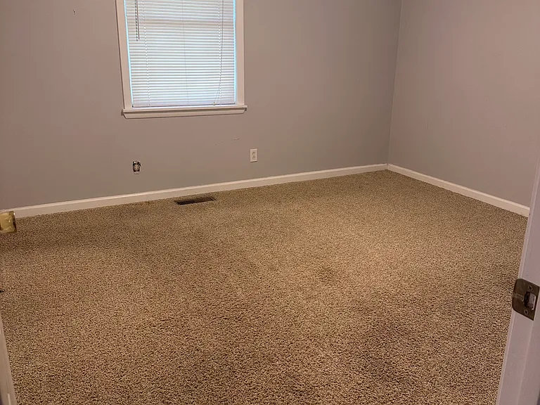 2181 Rose Rd — Photo 12