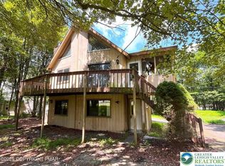 19 Petrarch Trl, Albrightsville, PA 18210