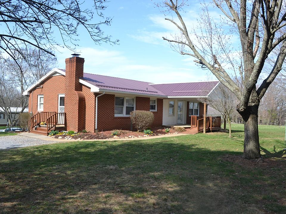1st image of 103 Oak Dale Ln