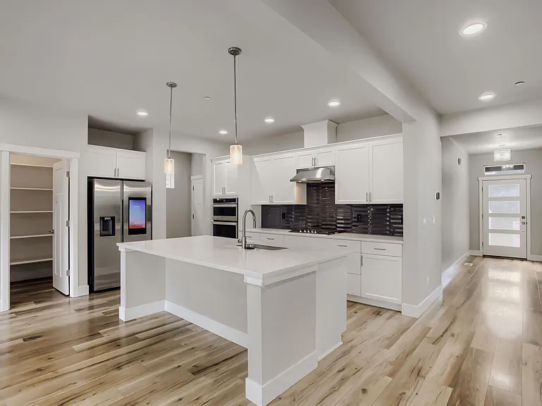 8516 SW Hamilton Ter — Photo 8