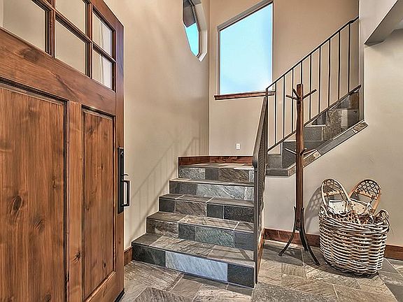 4th image of 490 Lido Dr