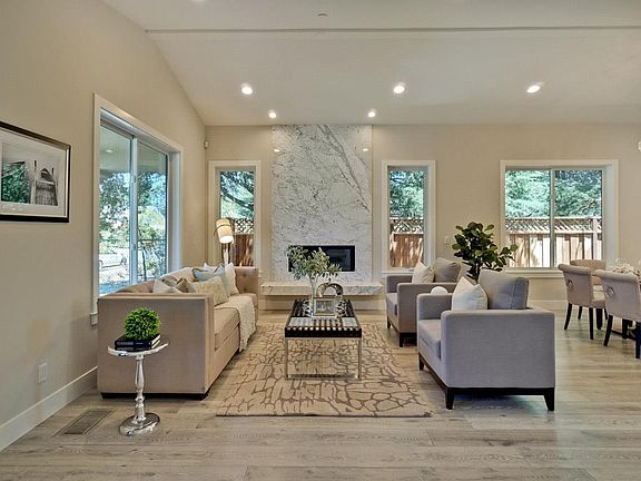 3rd image of 20696 Greenleaf Dr