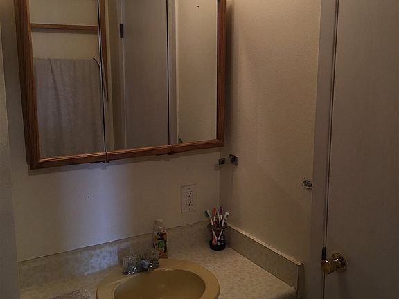 5th image of 2660 Jefferson St