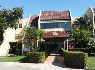 200 Lakeview Dr APT 104, Fort Lauderdale, FL 33326