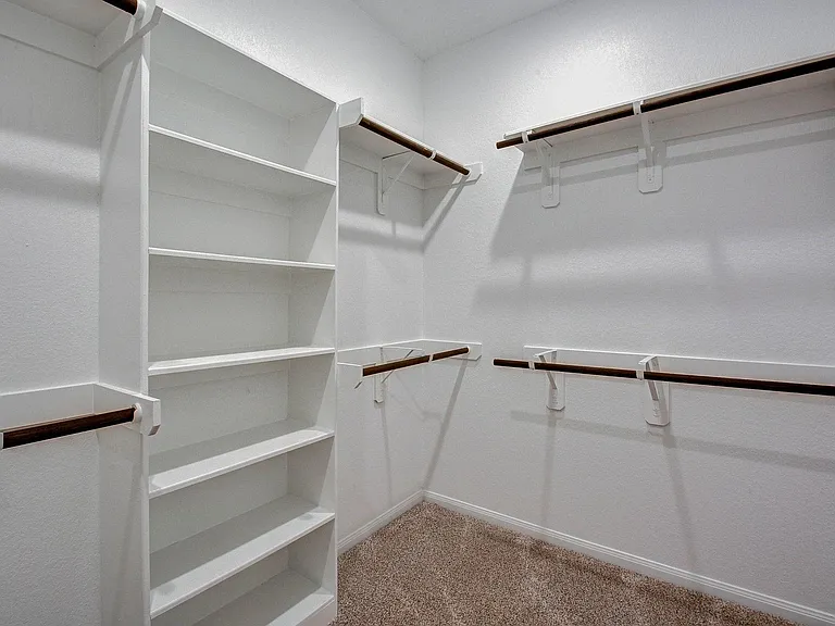 18572 Meadow Point Ln — Photo 36