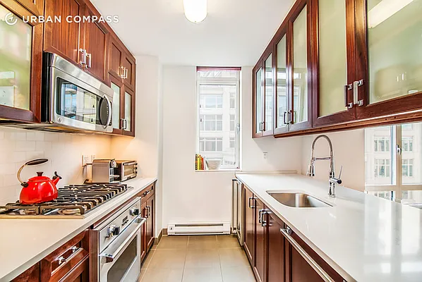 Rented by Compass | media 12