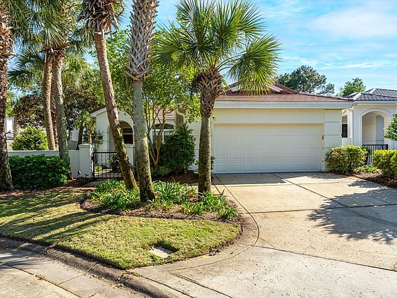 3rd image of 8032 Legend Creek Dr
