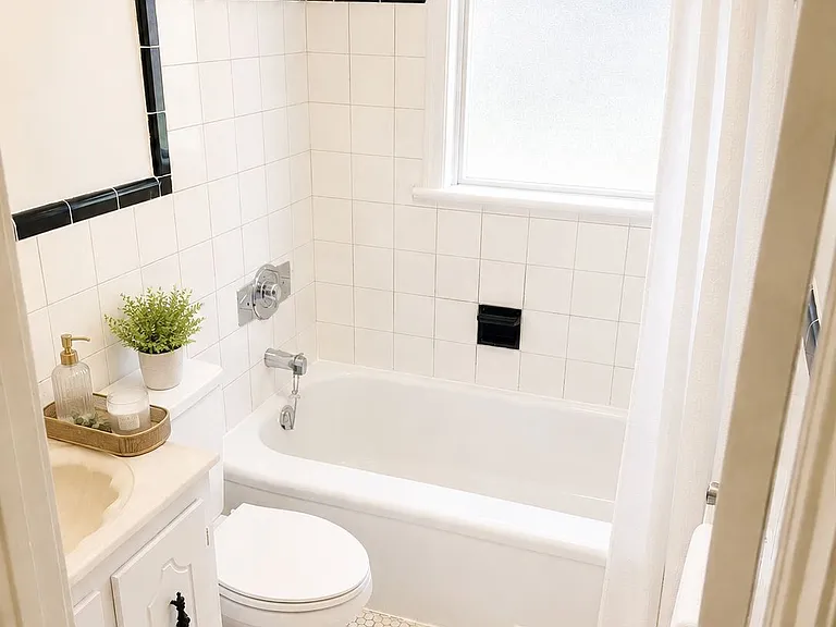 100 Ballacaine Dr — Photo 11