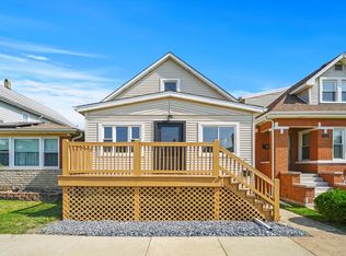 6240 W Berenice Ave, Chicago, IL