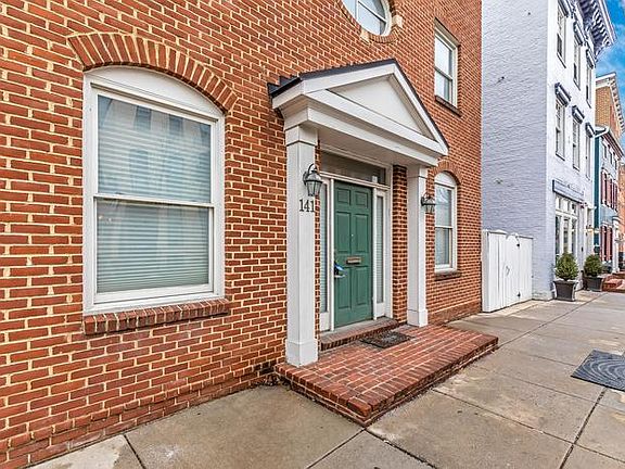 4th image of 141 S Market St Unit 141