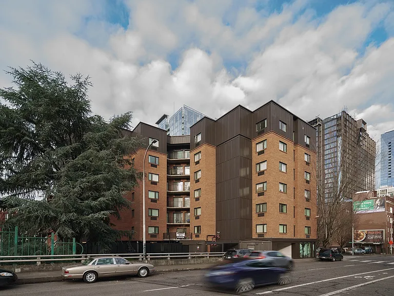 Alder House — Photo 10