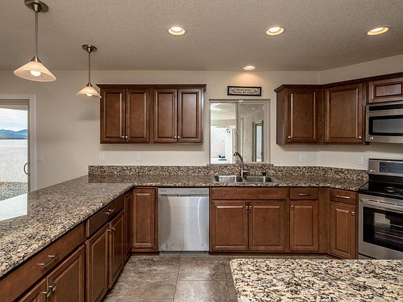 4th image of 3578 Stanford Dr