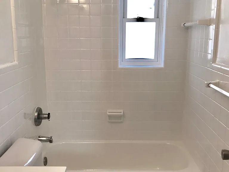 3947 Beech St — Photo 23