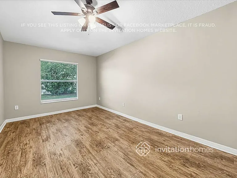 9424 Clover Glen Dr — Photo 15