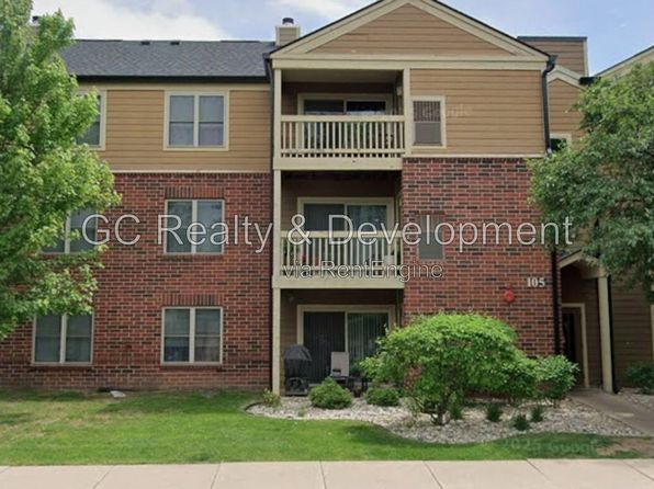 105 Glengarry Dr APT 105