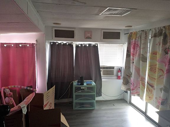 3rd image of 1723 Dome St #267