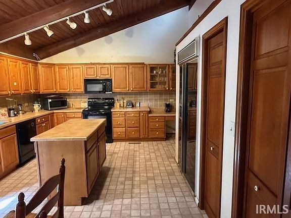 3rd image of 8217 Berry Dr