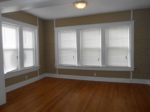 3rd image of 4029 Harrison St APT 3N