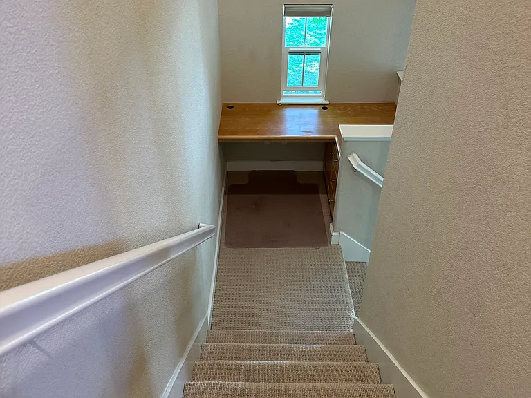 216 Hockney Ave — Photo 24