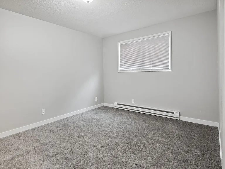 1374 SE Cedar St — Photo 13