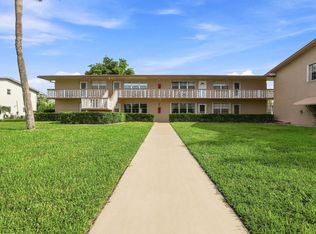 98 Norwich E, West Palm Beach, FL 33417