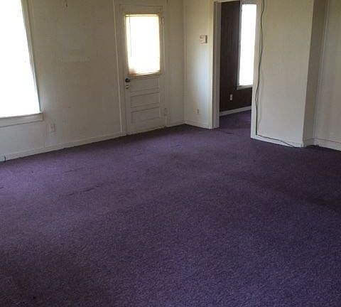 2nd image of 2820 Essex St