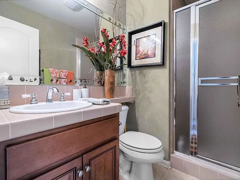 465 Avenida Antonio — Photo 11