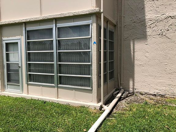 4th image of 225 Bonnie Blvd APT 115